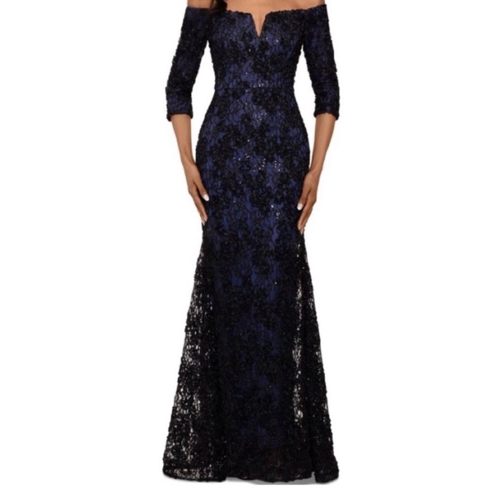 Xscape off the shoulder